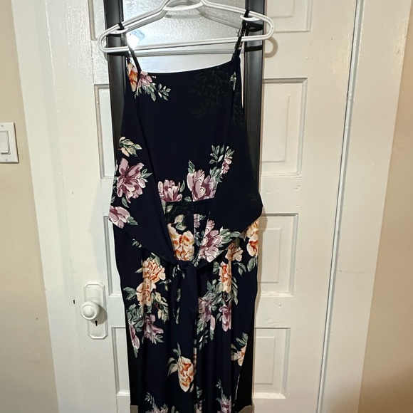 Maurice’s tie front jumpsuit - Picture 1 of 3